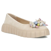 beige